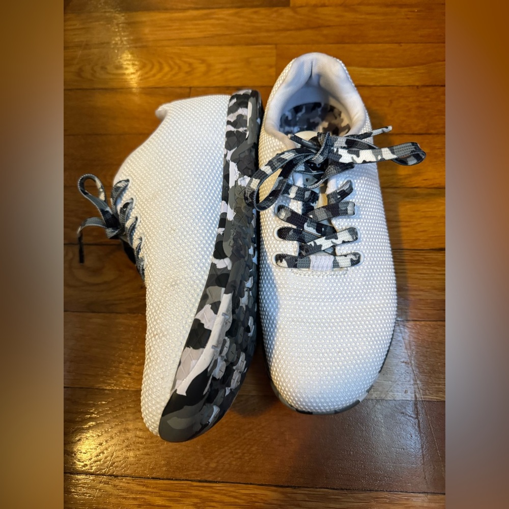 NOBULL trainers size 7.5